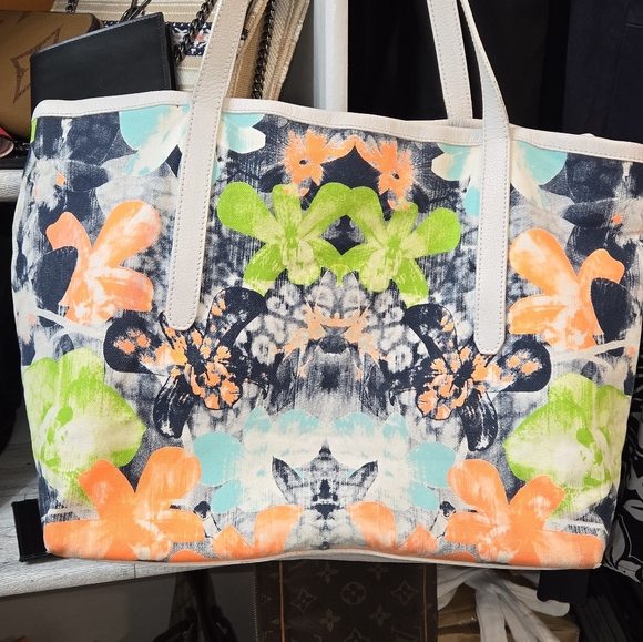 Jimmy Choo Canvas Tote - Picture 3 of 12